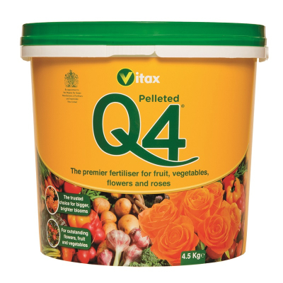 Vitax Q4 Fertiliser 4.5Kg